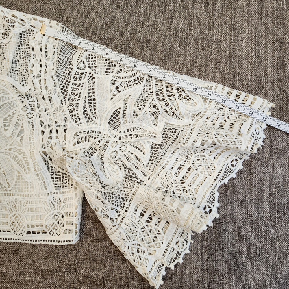 Listing for @susieq557 FARM Rio Off White Guipure Crop Top Blouse Sz. XS - Picture 13 of 16
